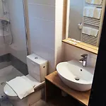 Buzinel Estate 4* Доброво