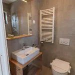 Buzinel Estate 4* דוברובו