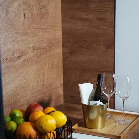 Buzinel Estate 3* Dobrovo