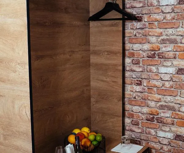 Buzinel Estate 招待所 3*