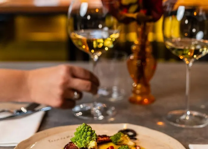 Πανσιόν Buzinel Estate Dobrovo